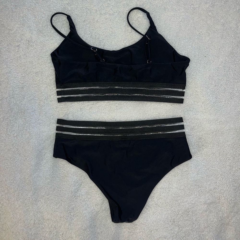 Matching Bikini Size M - Picture 2 of 4